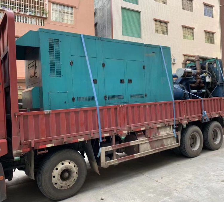 润州如何在不同负载率下确保 400KW 柴油发电机组的正常运行？