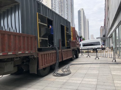 润州低温环境下，柴油发电机组电池充满电的具体时间受哪些因素影响？